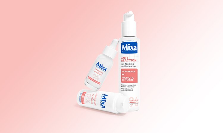 Produktabbildungen der Mixa Anti-Hautstress-Serie mit dem dazugehörigen Cleanser, Creme und Serum